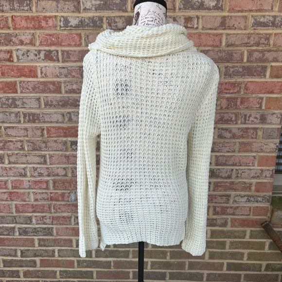 Sweater M/L - Picture 2 of 3